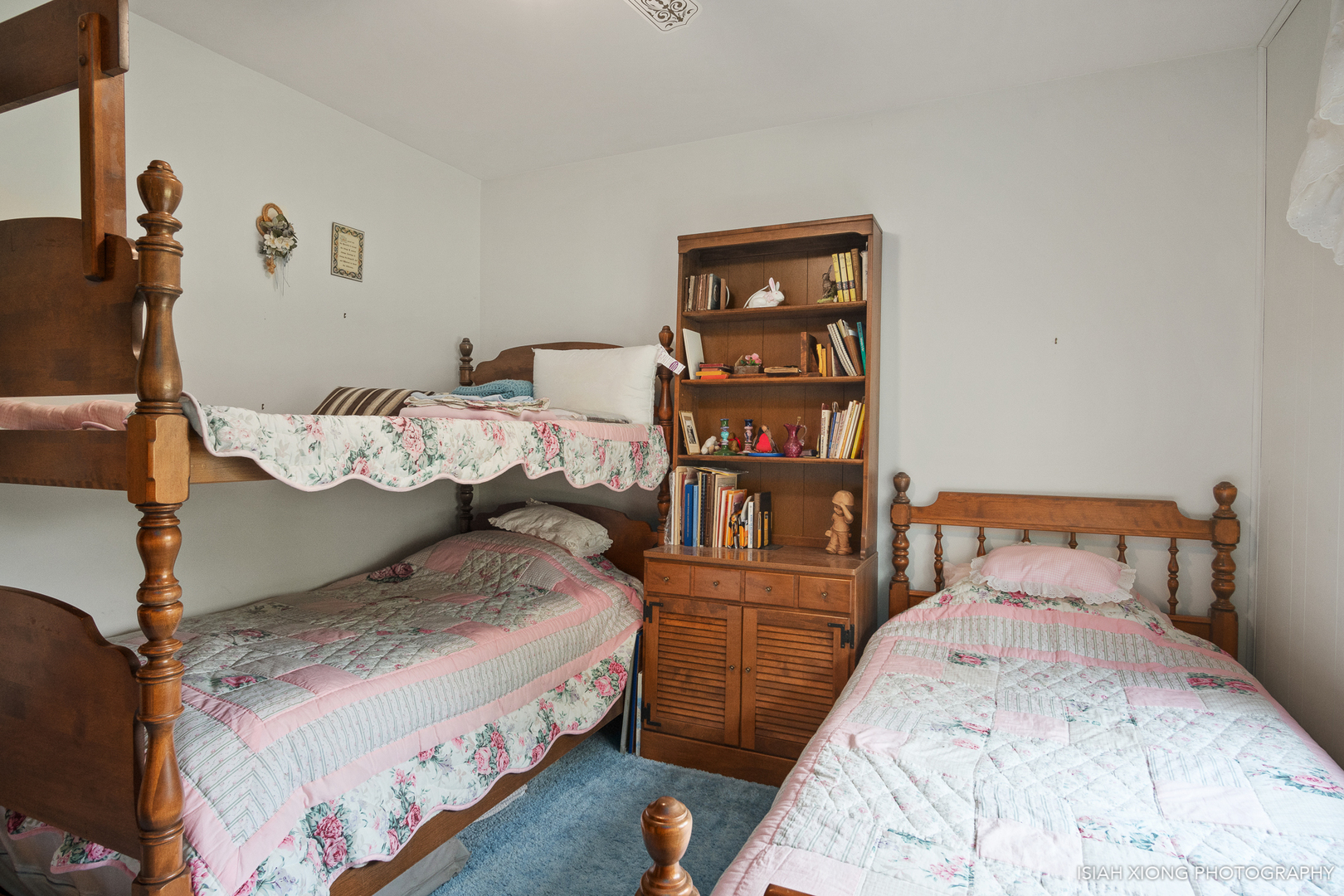 45W702 Wheeler Road Sugar Grove, IL 60554 - Photo 25 of 49 a bed room with a bed and a book shelf