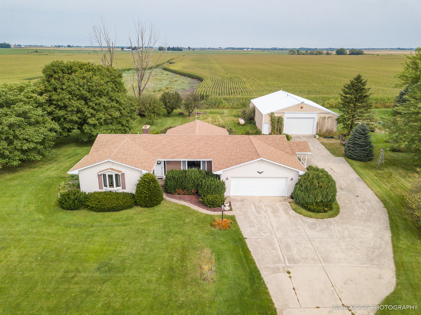 45W702 Wheeler Road Sugar Grove, IL 60554 - Photo 5 of 49 a view of a house with a ocean view