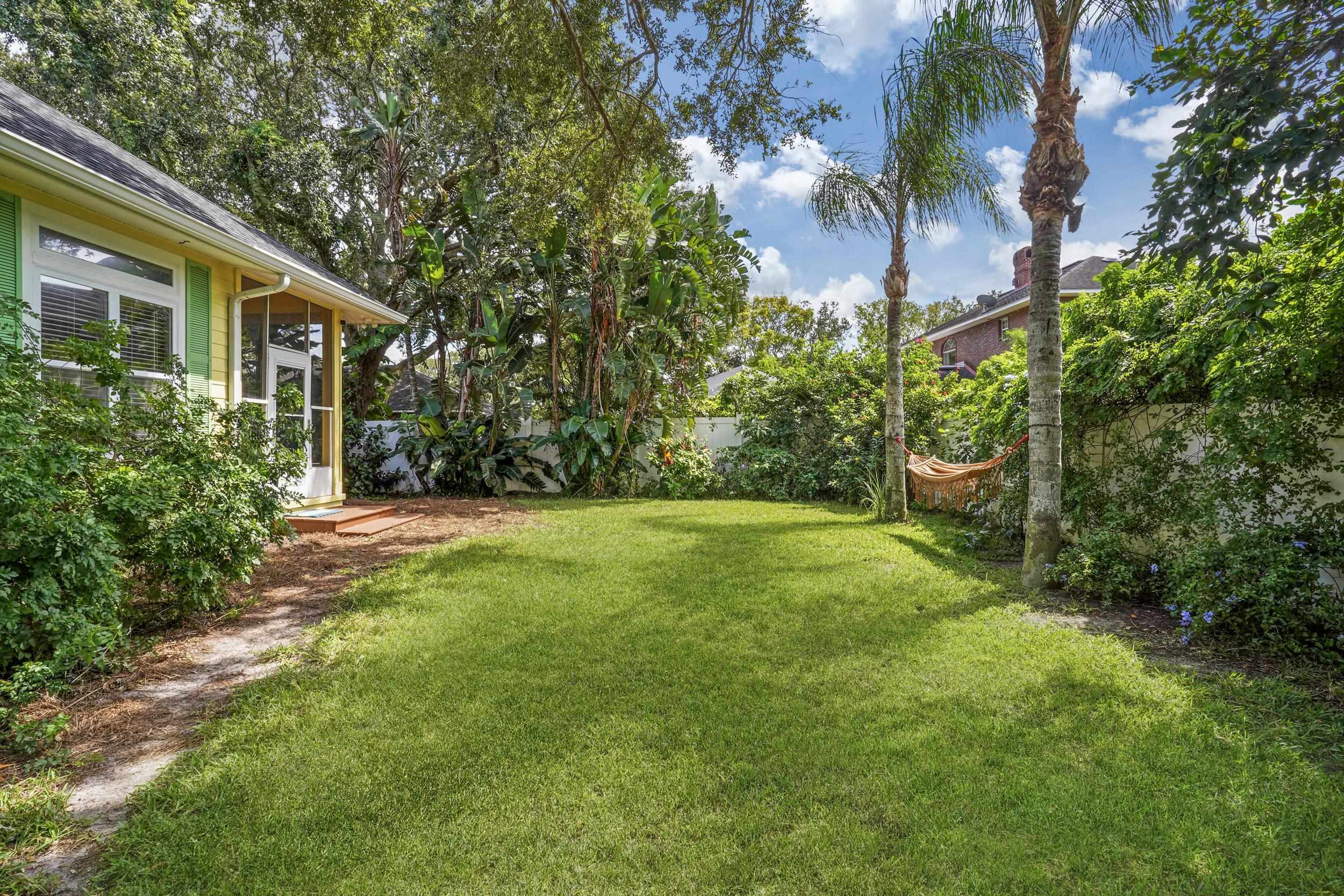 509 Twentieth Street St. Augustine, FL 32084 - Photo 34 of 40 a view of a yard in front of house