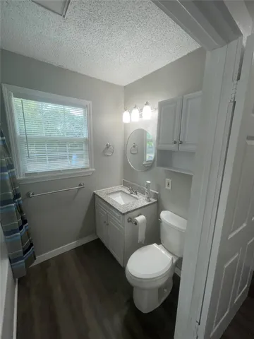 $1,700 | 19278 County Road 927A, Alvin, TX 77511