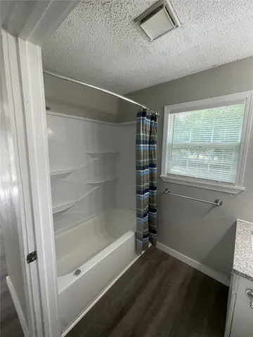 $1,700 | 19278 County Road 927A, Alvin, TX 77511