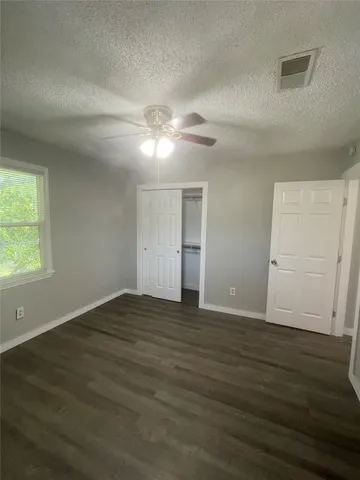 $1,700 | 19278 County Road 927A, Alvin, TX 77511