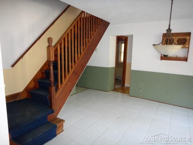 8991 Big Hand Road Columbus, MI 48063 - Photo 7 of 21 31241569-6.JPG