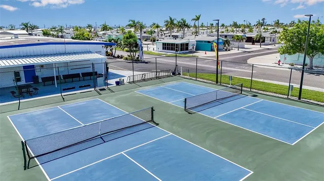 $164,900 | 10315 Cortez Road West, Unit 15G, Bradenton, FL 34210