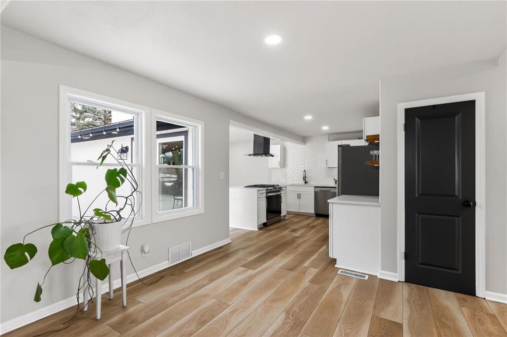 5117 Woodson Road Raytown, MO 64133 - Photo 7 of 54