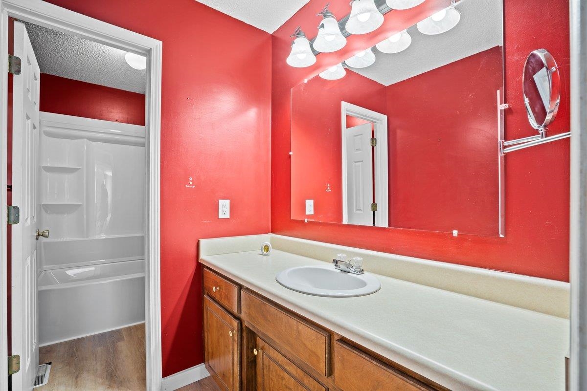1301 Foster Road Inman, SC 29349 - Photo 11 of 28