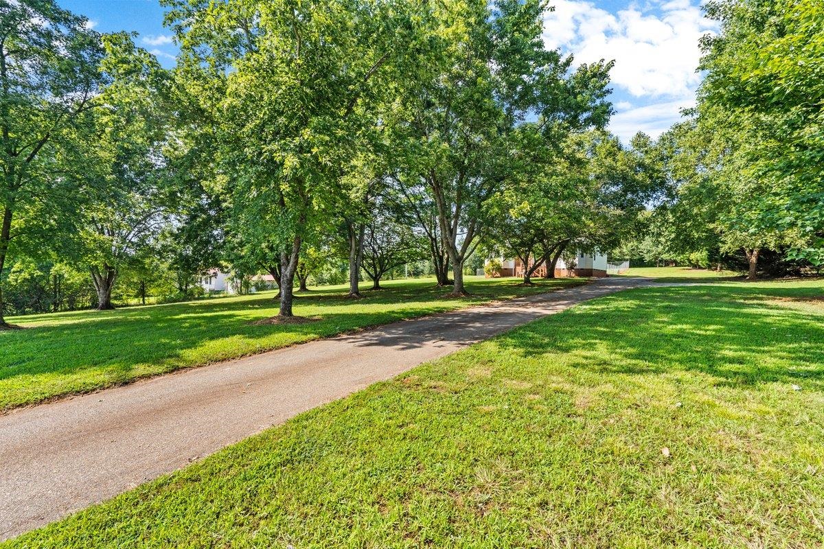 1301 Foster Road Inman, SC 29349 - Photo 2 of 28
