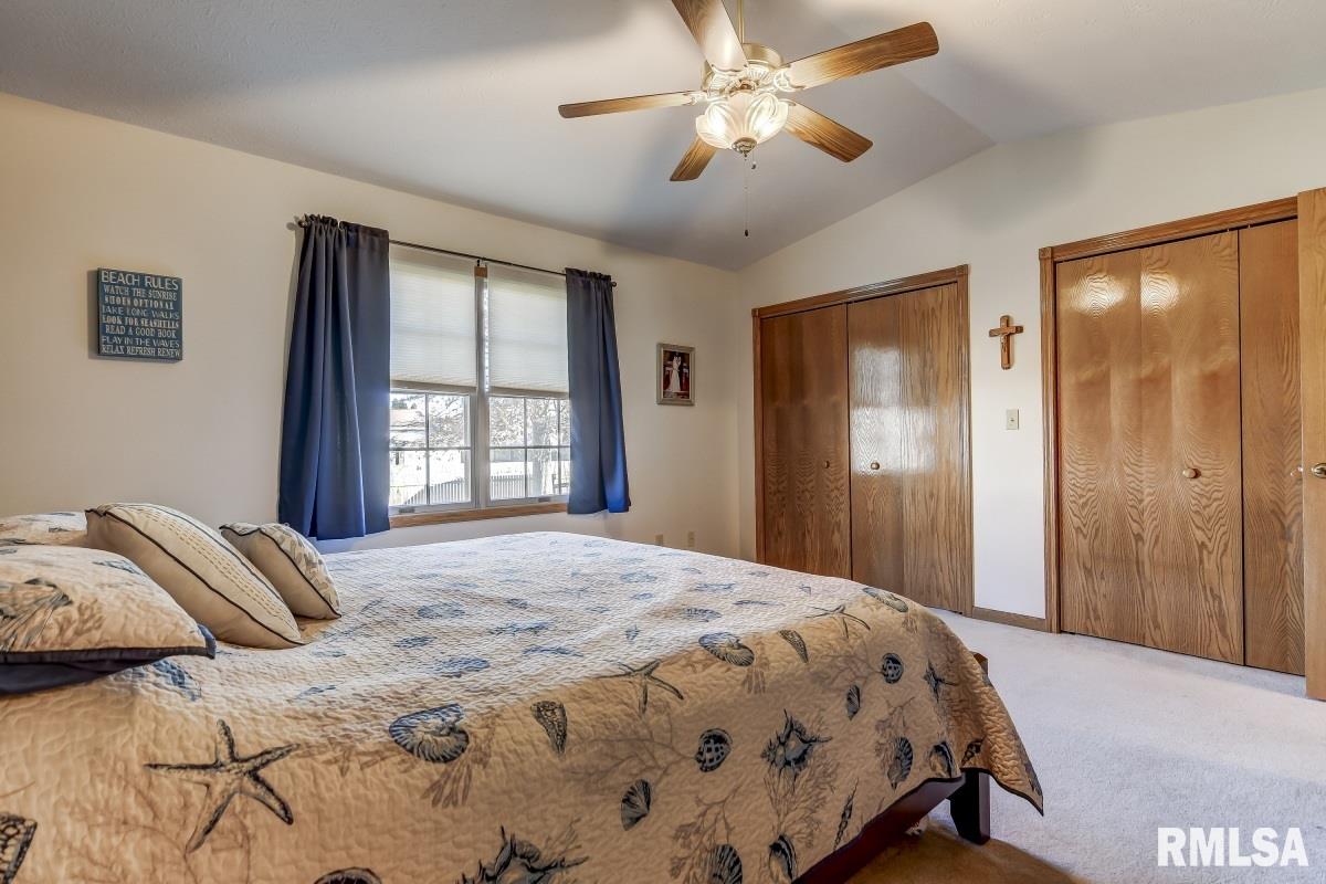 2512 Woodfield Road Springfield, IL 62711 - Photo 18 of 36