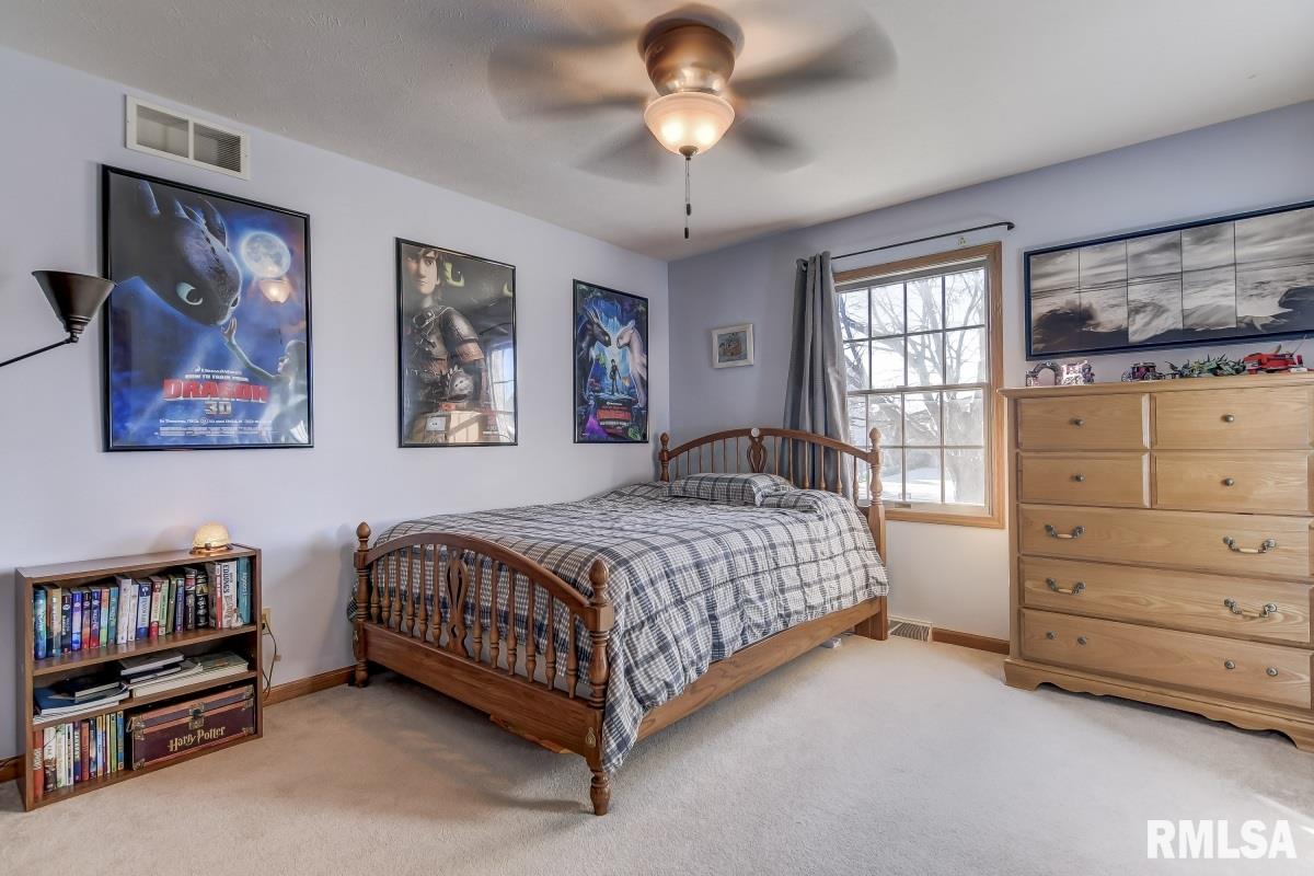 2512 Woodfield Road Springfield, IL 62711 - Photo 20 of 36