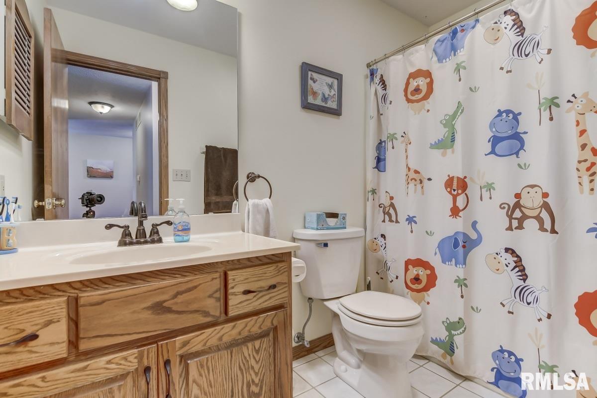 2512 Woodfield Road Springfield, IL 62711 - Photo 25 of 36