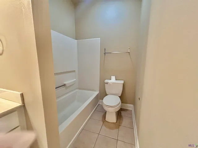 $192,000 | 4441 Burbank Drive, Unit 708, Baton Rouge, LA 70820