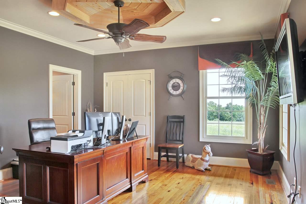 275 Bomar Road Greer, SC 29651 - Photo 14 of 36