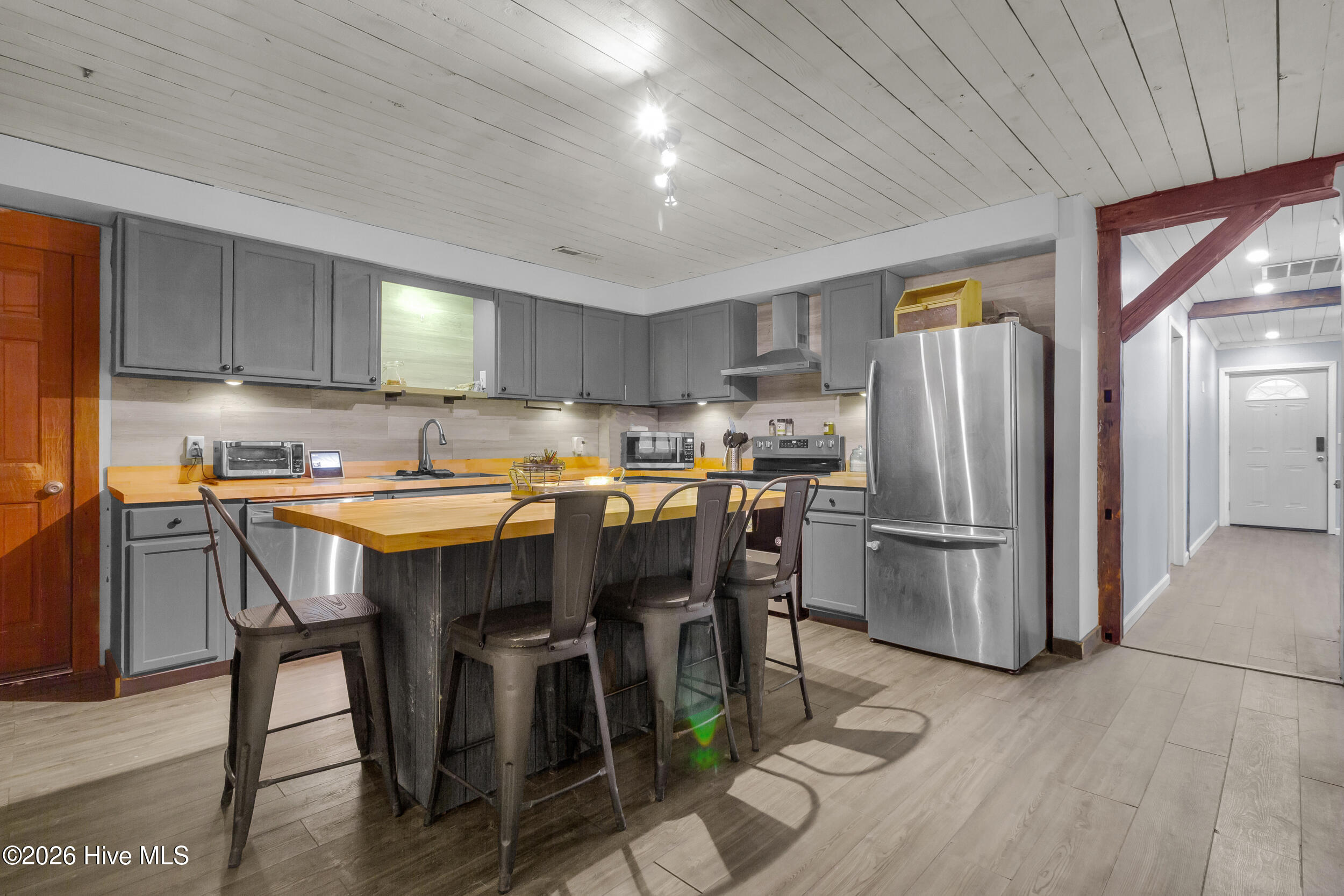 614 West Thurman Road New Bern, NC 28562 - Photo 3 of 52 9_img_0598ssr