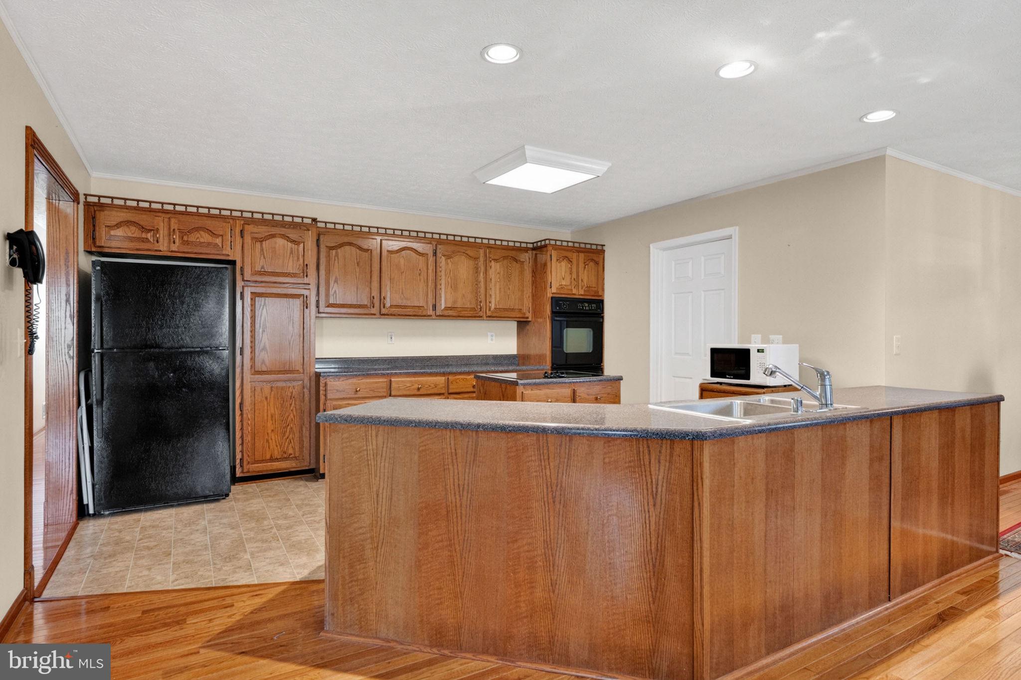 6315 Ida Road Stanley, VA 22851 - Photo 19 of 83 Eat In Kitchen with Dining Area