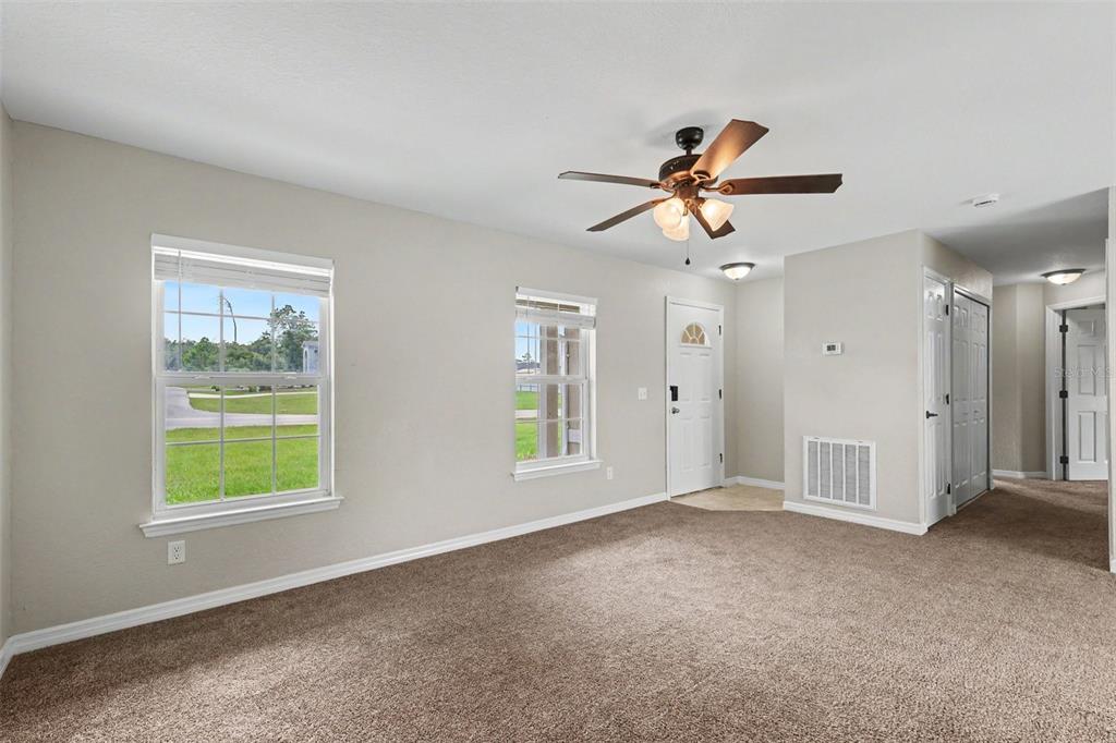 14945 Southwest 39th Circle Ocala, FL 34473 - Photo 4 of 15