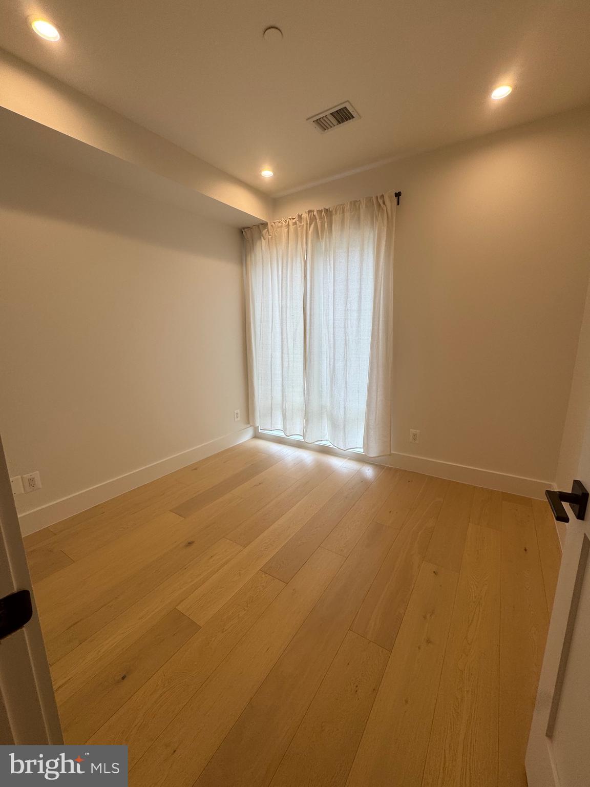 1658 K Street Northeast, Unit 5 Washington, DC 20002 - Photo 25 of 31