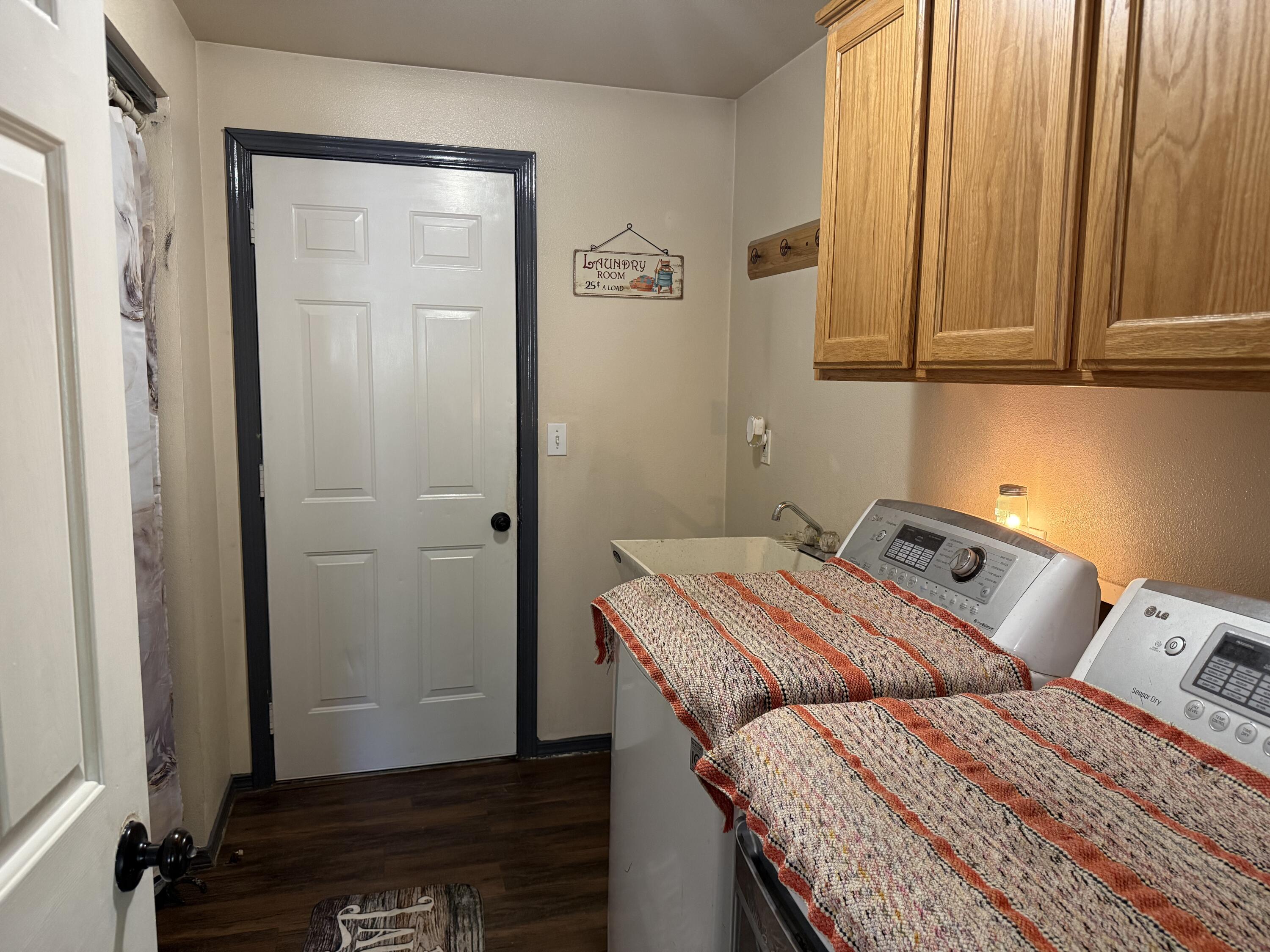 2329 Northeast Yellowpine Road Prineville, OR 97754 - Photo 17 of 30