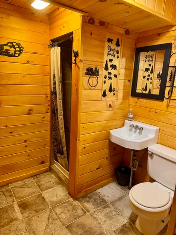 $2,200 | 41 Miller's Run, Bethlehem, NH 03574