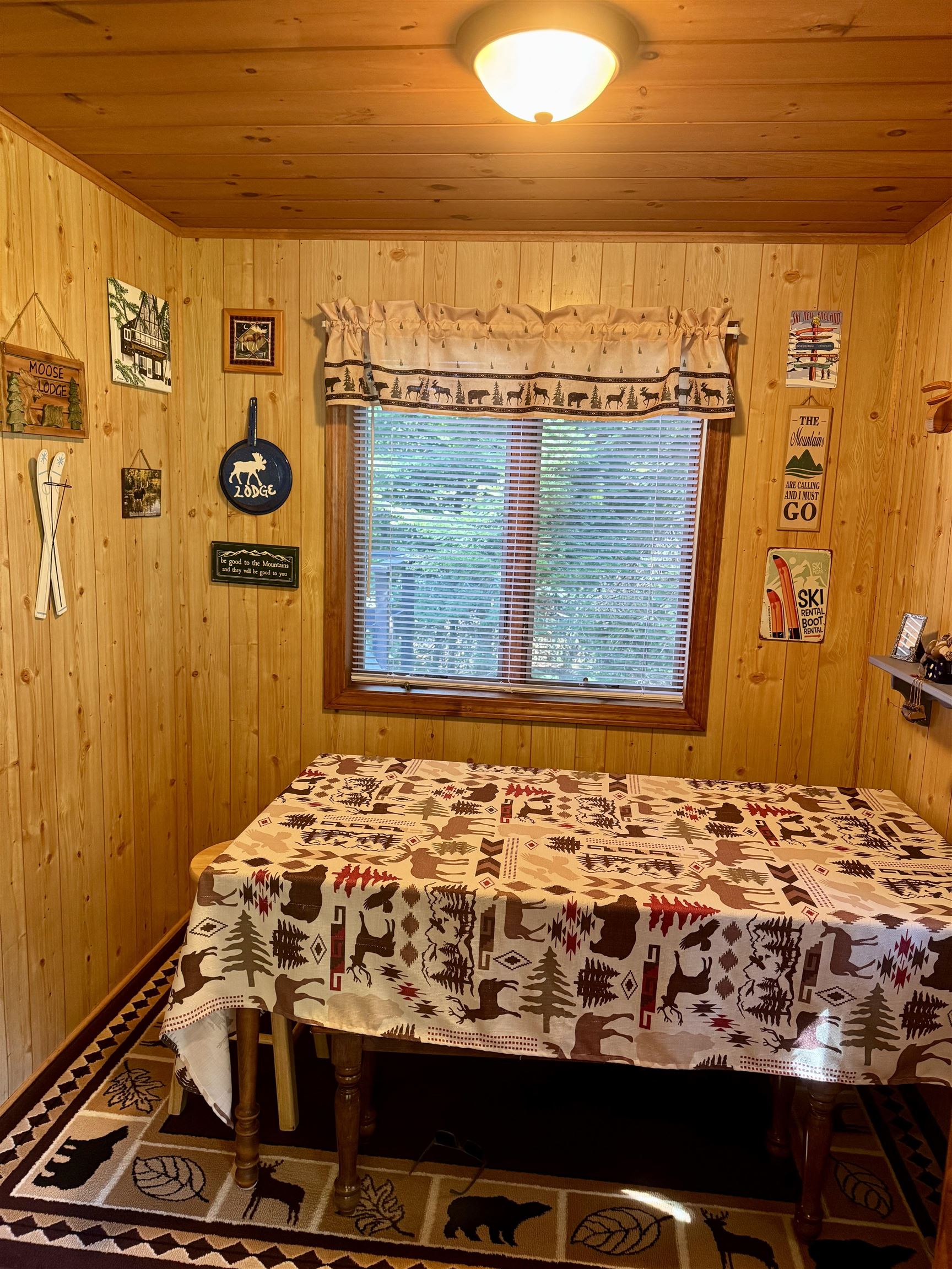 41 Miller's Run Bethlehem, NH 03574 - Photo 4 of 22