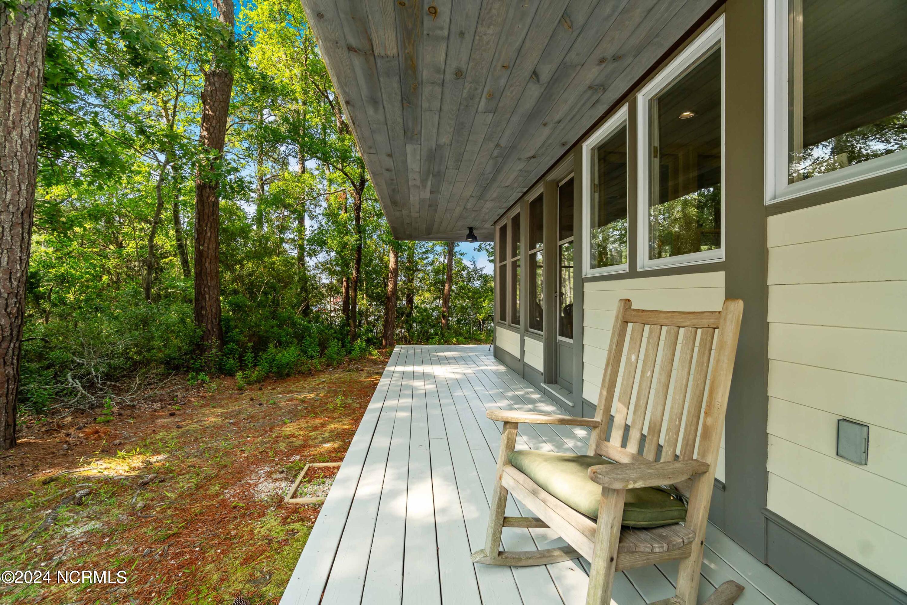 12 Orchard Point Road Oriental, NC 28571 - Photo 9 of 53 Deck