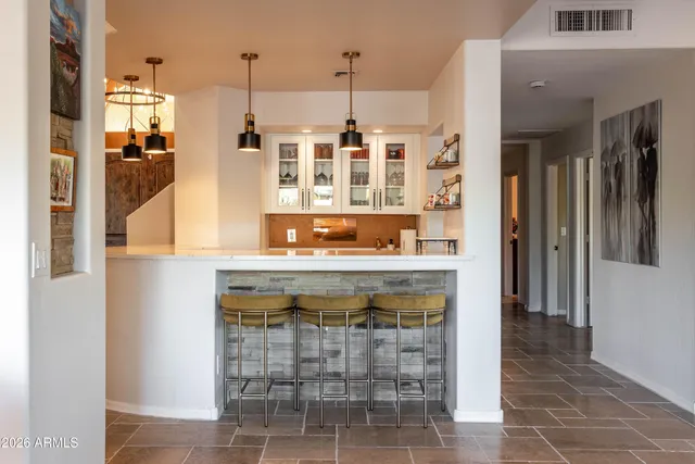 $1,374,900 | 4727 East Rancho Caliente Drive, Cave Creek, AZ 85331