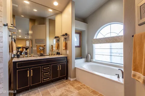 $1,374,900 | 4727 East Rancho Caliente Drive, Cave Creek, AZ 85331