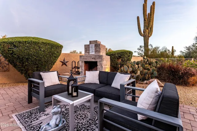 $1,374,900 | 4727 East Rancho Caliente Drive, Cave Creek, AZ 85331