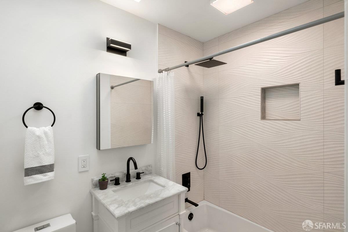 130 Bridgeview Drive San Francisco, CA 94124 - Photo 22 of 48