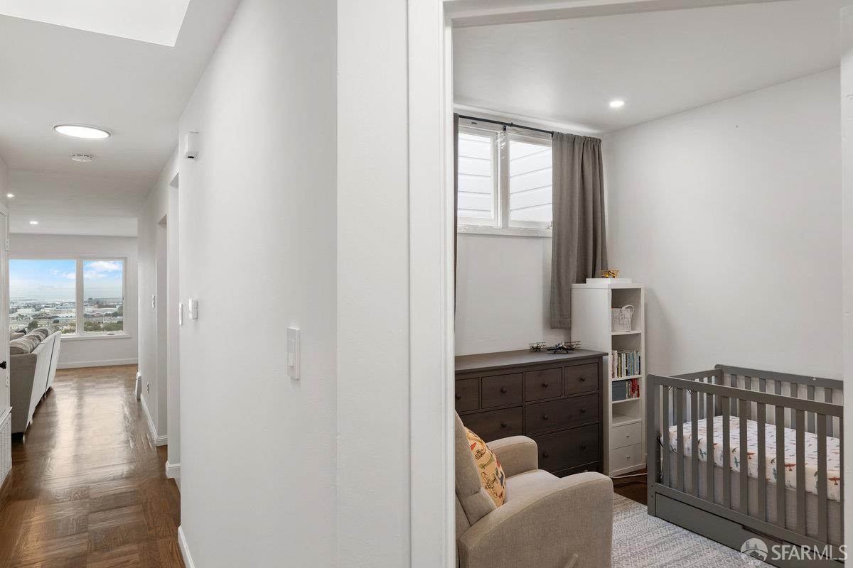 130 Bridgeview Drive San Francisco, CA 94124 - Photo 23 of 48