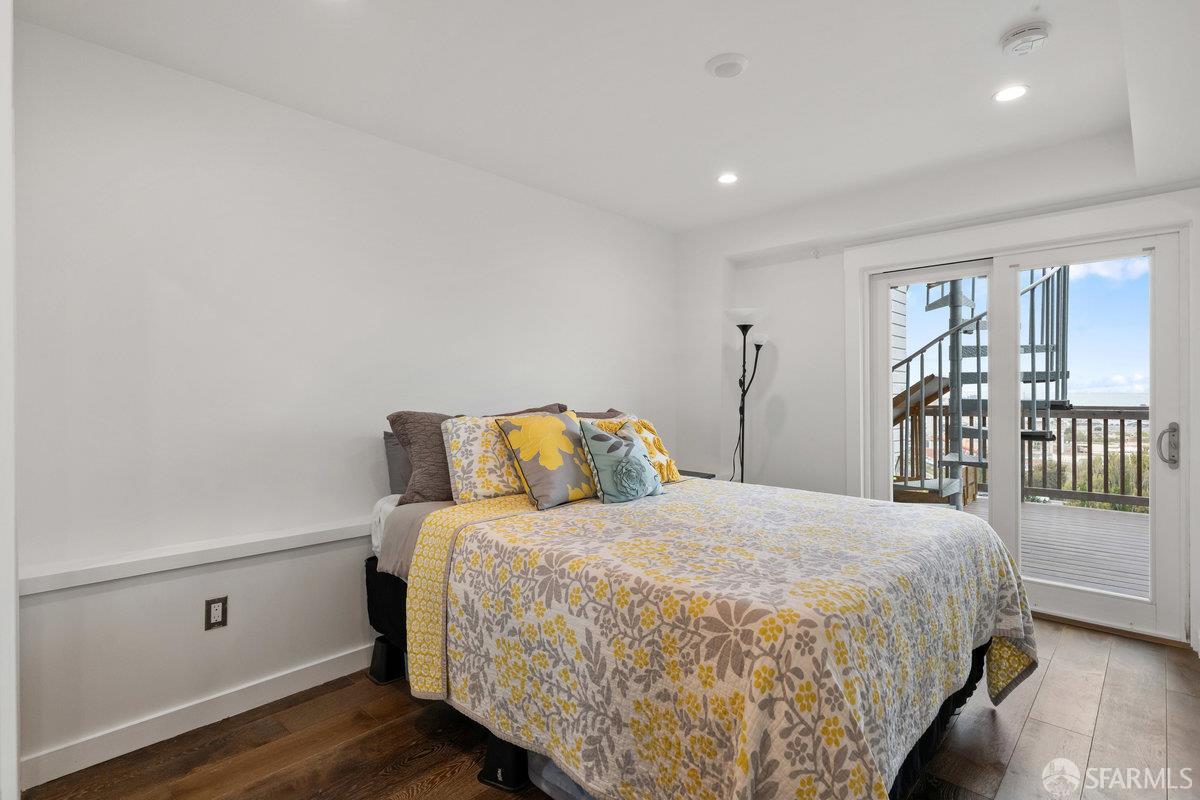 130 Bridgeview Drive San Francisco, CA 94124 - Photo 32 of 48