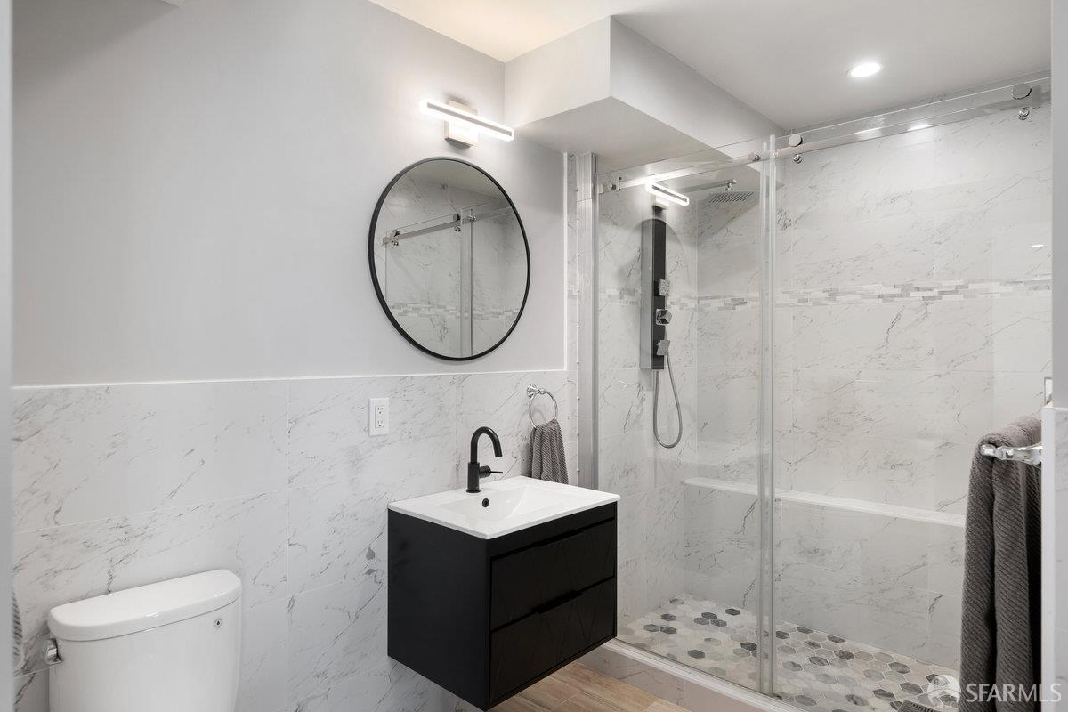 130 Bridgeview Drive San Francisco, CA 94124 - Photo 34 of 48