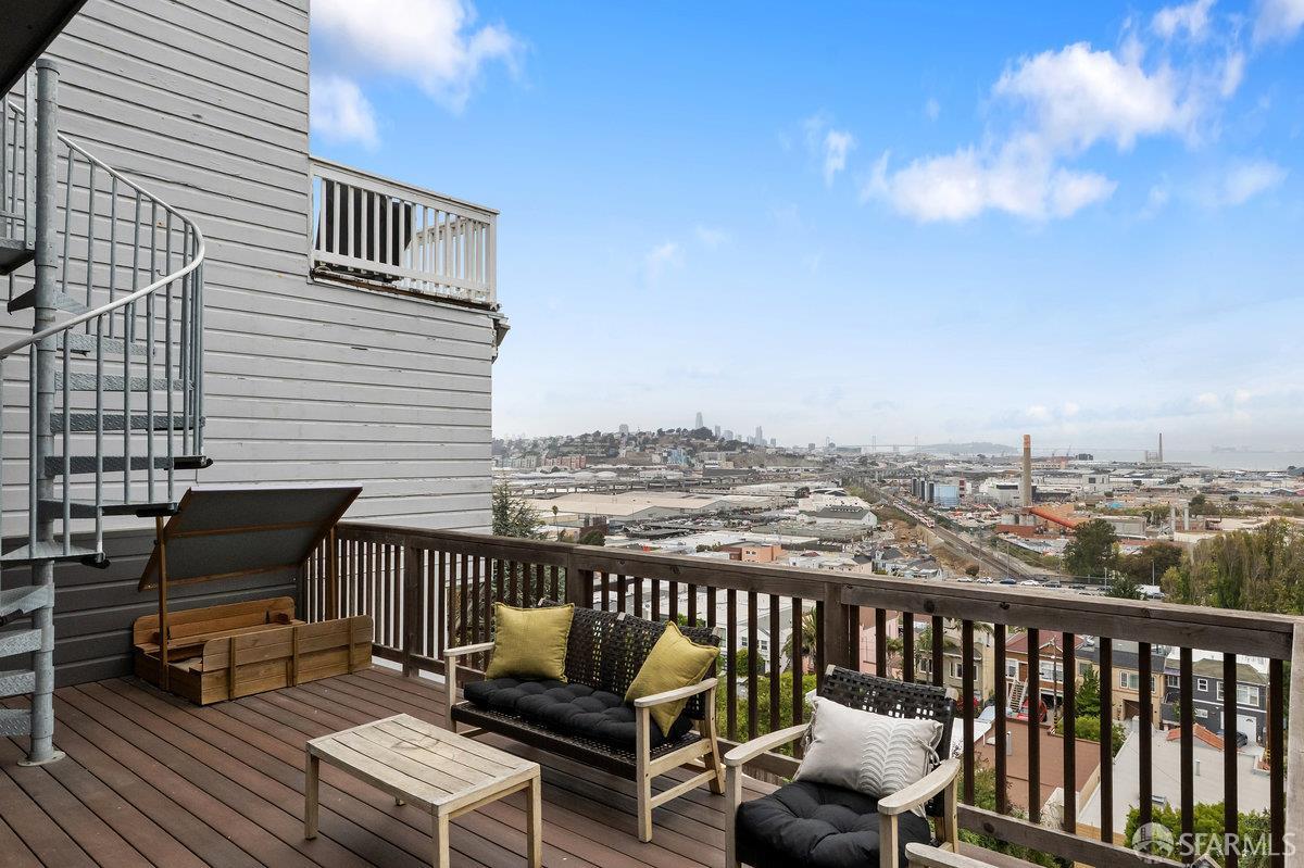 130 Bridgeview Drive San Francisco, CA 94124 - Photo 37 of 48