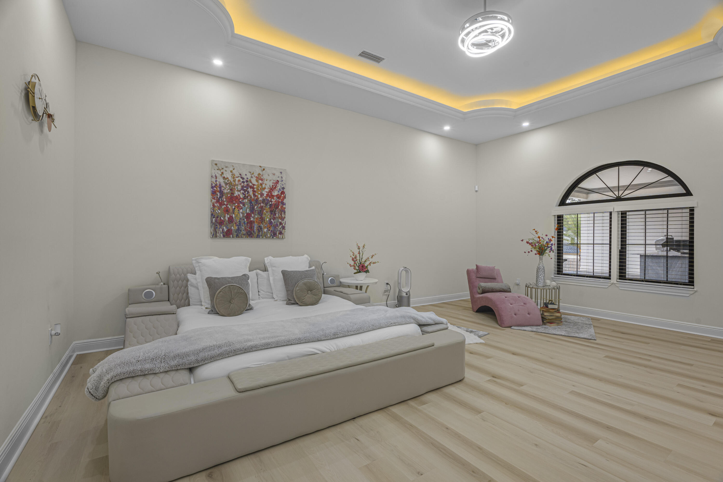 8073 Thoroughbred Road Pensacola, FL 32526 - Photo 13 of 65 a living room with furniture and a window