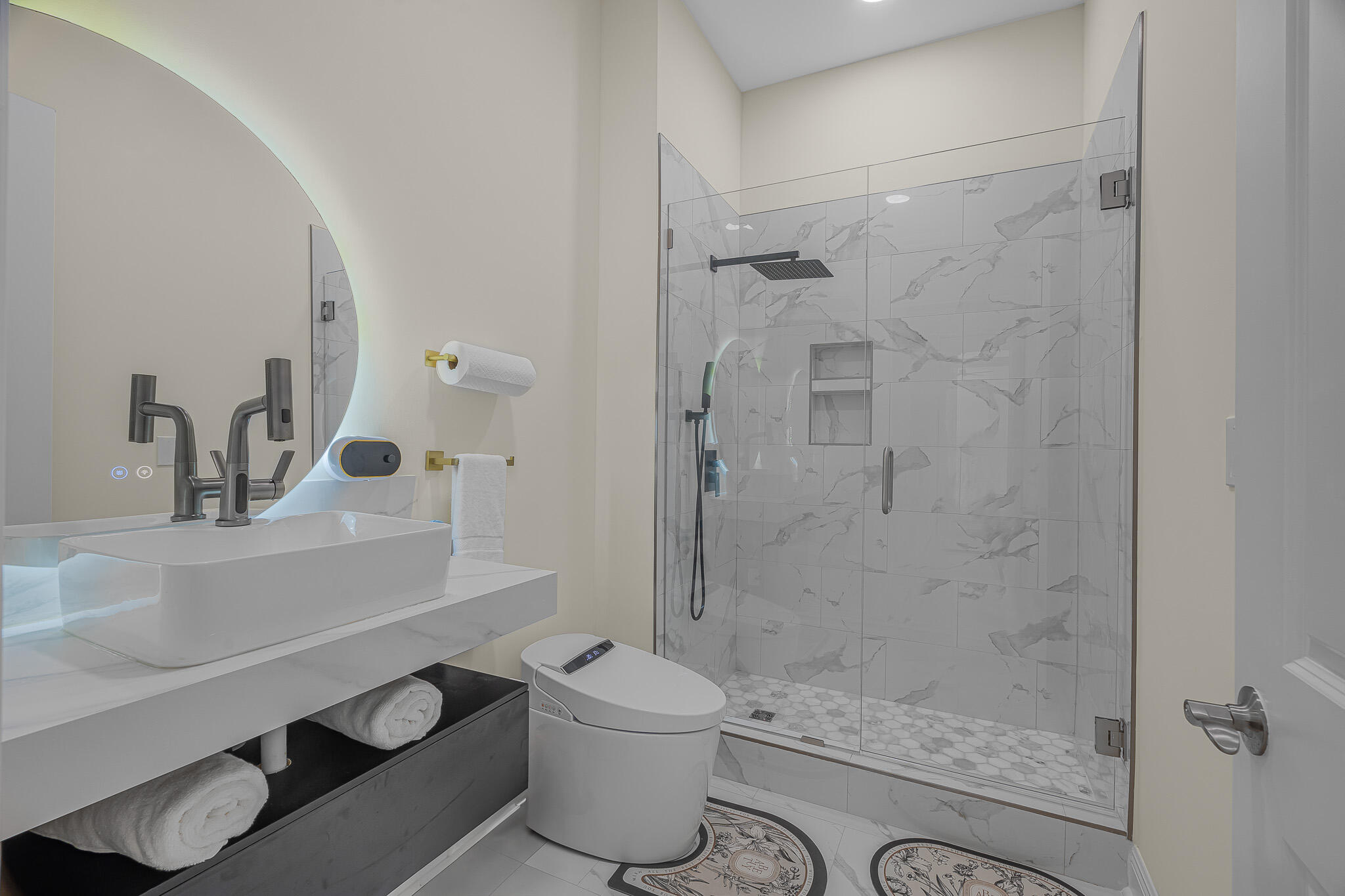 8073 Thoroughbred Road Pensacola, FL 32526 - Photo 50 of 65 a bathroom with a shower a toilet and sink