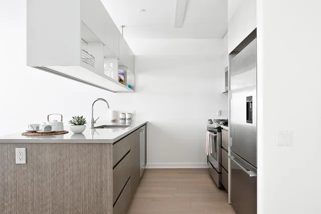 $6,454 | 7 West 21st Street, Unit 5B | Flatiron