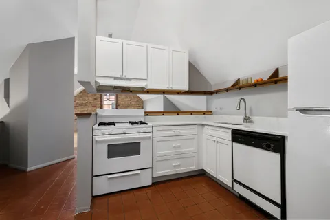 $1,799,000 | 1149 West Wellington Avenue, Chicago, IL 60657