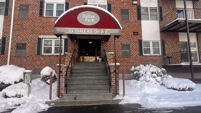 $369,900 | 13 Dallas Drive, Unit 305, Dracut, MA 01826