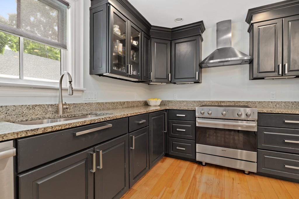 675 Main Street Hingham, MA 02043 - Photo 20 of 40