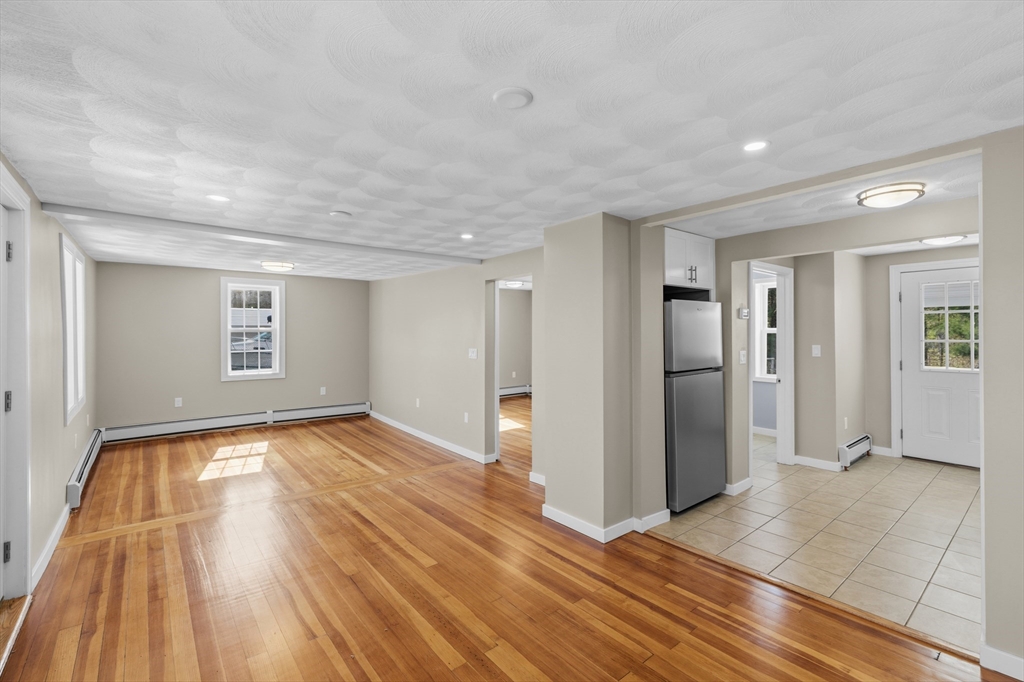 246 Winthrop Street Rehoboth, MA 02769 - Photo 11 of 36