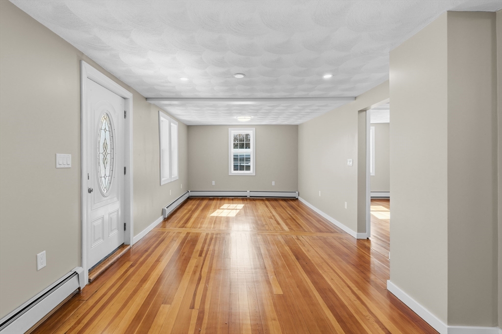 246 Winthrop Street Rehoboth, MA 02769 - Photo 12 of 36