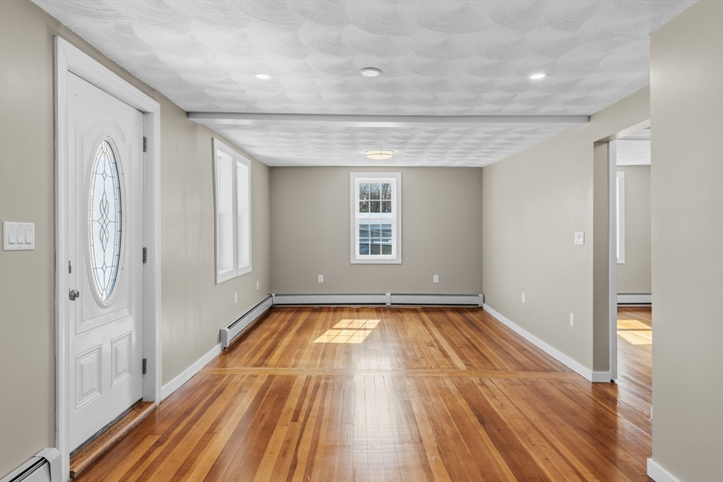 246 Winthrop Street Rehoboth, MA 02769 - Photo 13 of 36