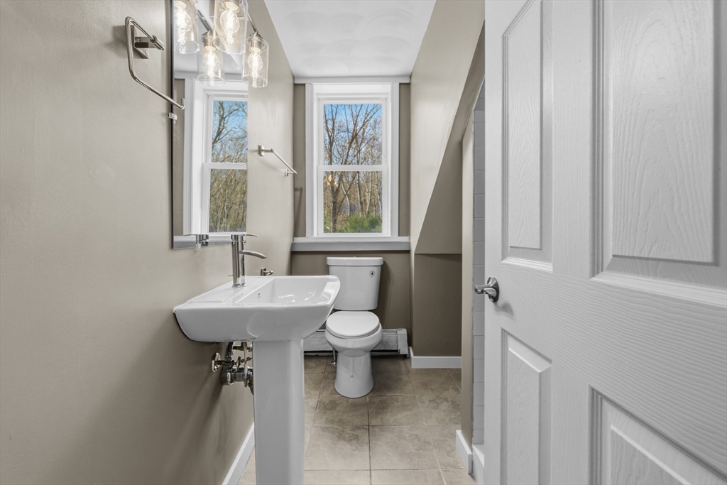 246 Winthrop Street Rehoboth, MA 02769 - Photo 21 of 36