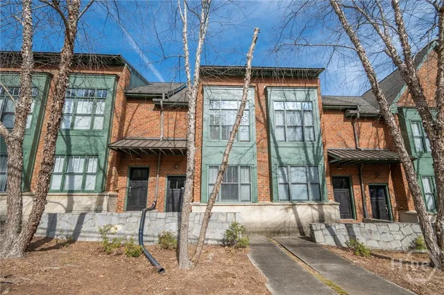 $1,975 | 1500 Timothy Road, Unit 20, Athens, GA 30606