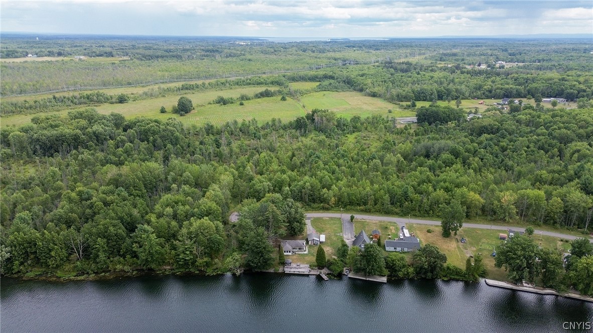 9767 Ethel Road Clay, NY 13029 - Photo 9 of 41 Gallery Image 9