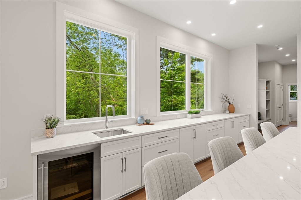 22 Wyman Road Lexington, MA 02420 - Photo 12 of 41