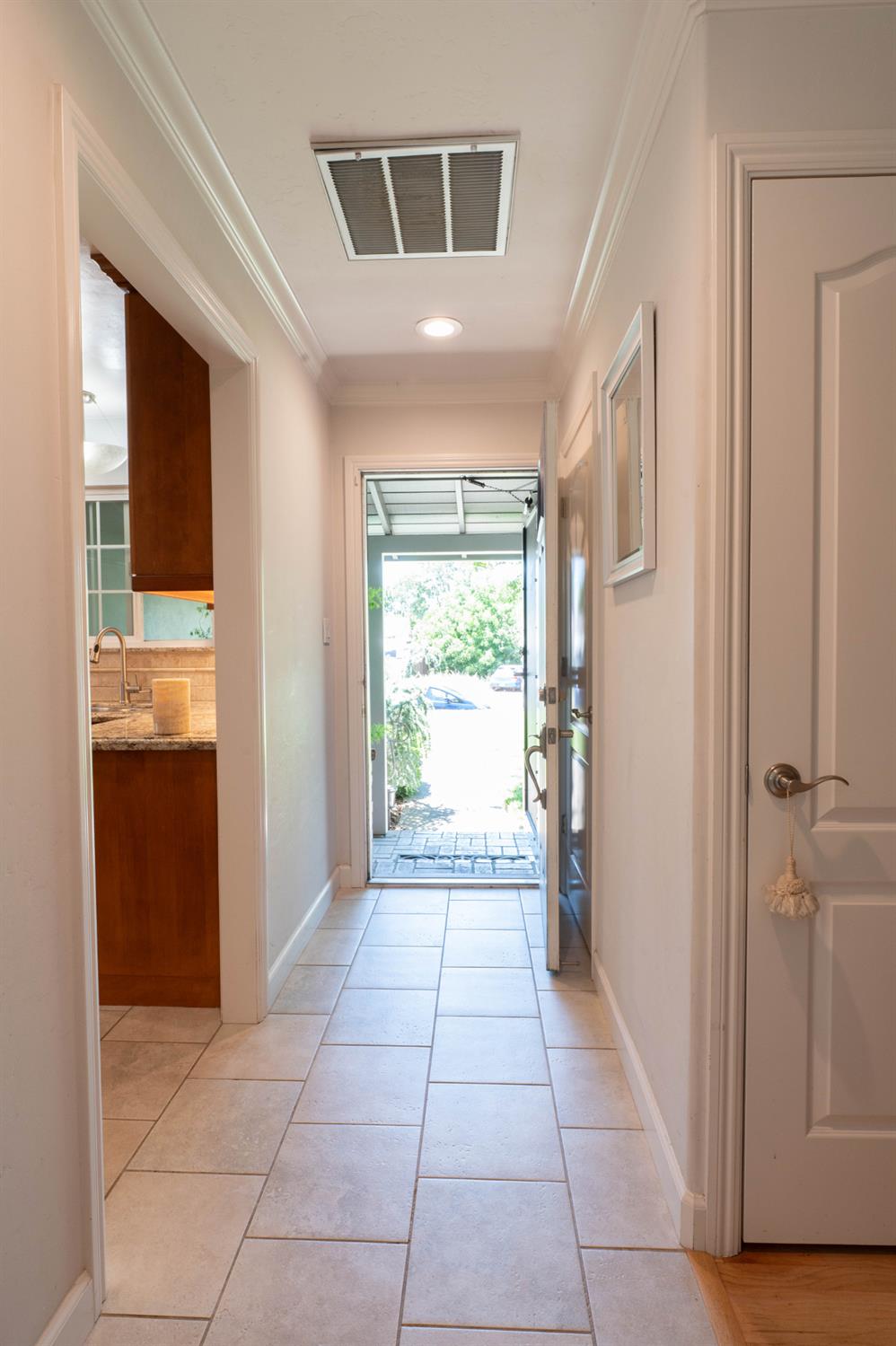 4530 Bela Way Carmichael, CA 95608 - Photo 4 of 36 Welcome! Kitchen to the right as you enter.