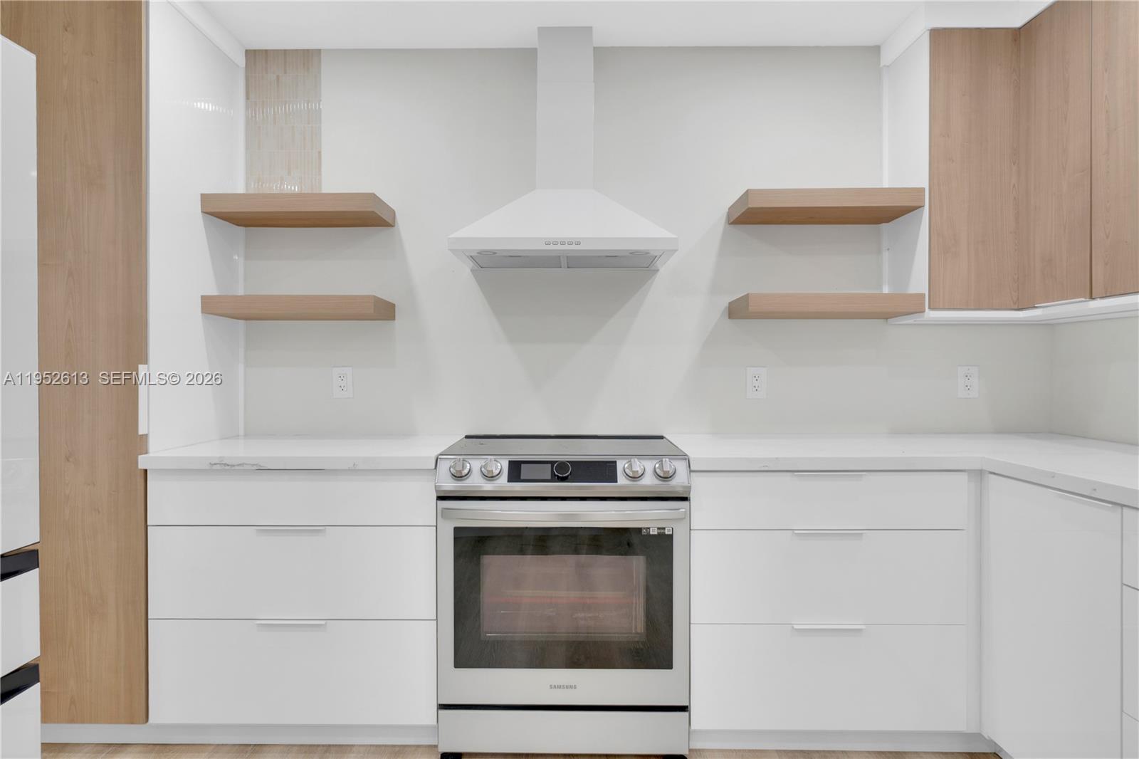 14265 Southwest 105th Court Miami, FL 33176 - Photo 17 of 41