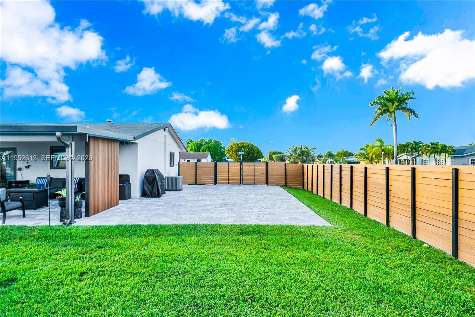 14265 Southwest 105th Court Miami, FL 33176 - Photo 34 of 41