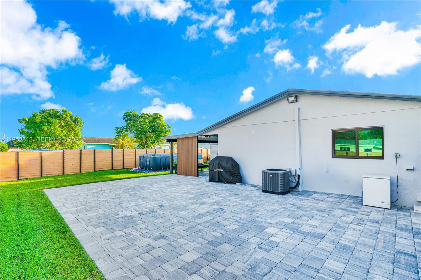 14265 Southwest 105th Court Miami, FL 33176 - Photo 35 of 41