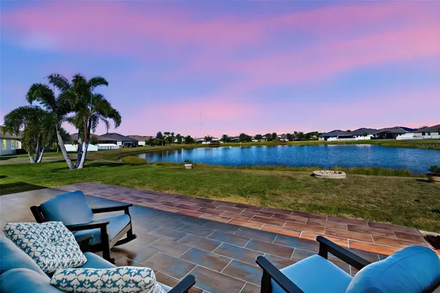 $384,900 | 12926 Satin Lily Drive, Riverview, FL 33579